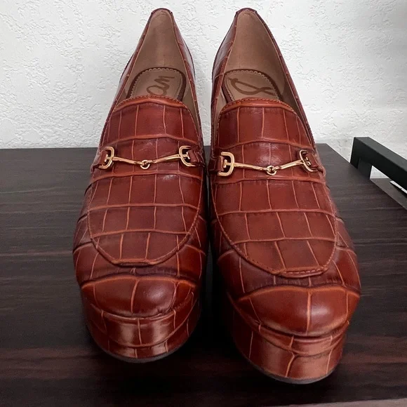 Sam Edelman Brown Platform Shoes with Croc Pattern - Picture 4 of 6